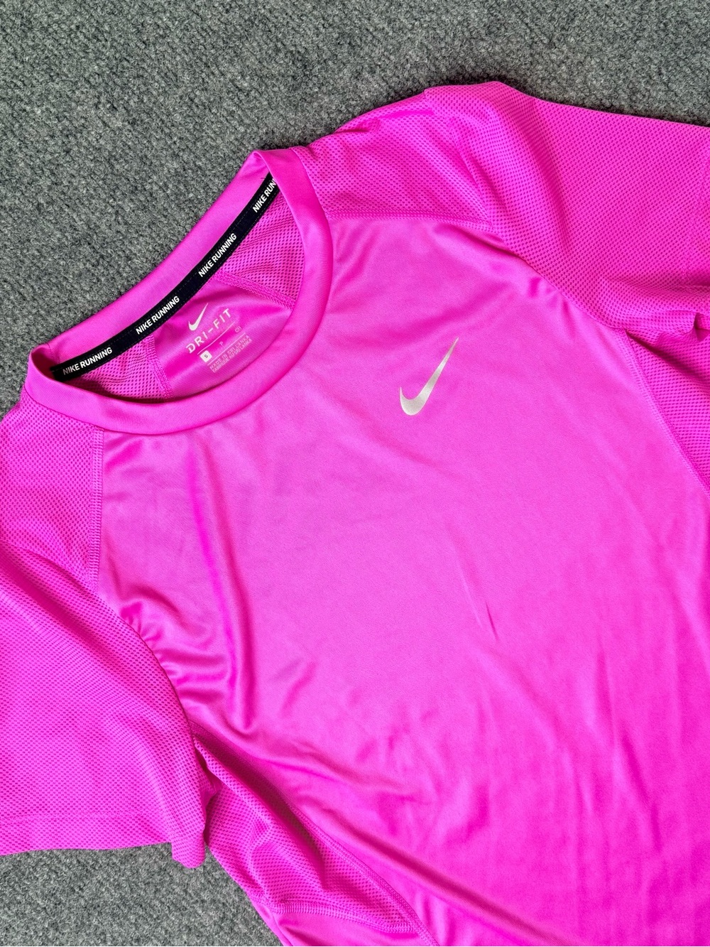 Nike women’s Short Sleeve Performance Tee - Hot Pink with Silver Swoosh small